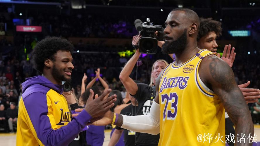 詹姆斯26分助布朗尼首得分 骑士狂胜湖人豪取5连胜 詹姆斯26分助布朗尼首得分 骑士狂胜湖人豪取5连胜